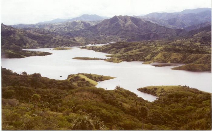 LLENADO DE LA PRESA DE MONCION